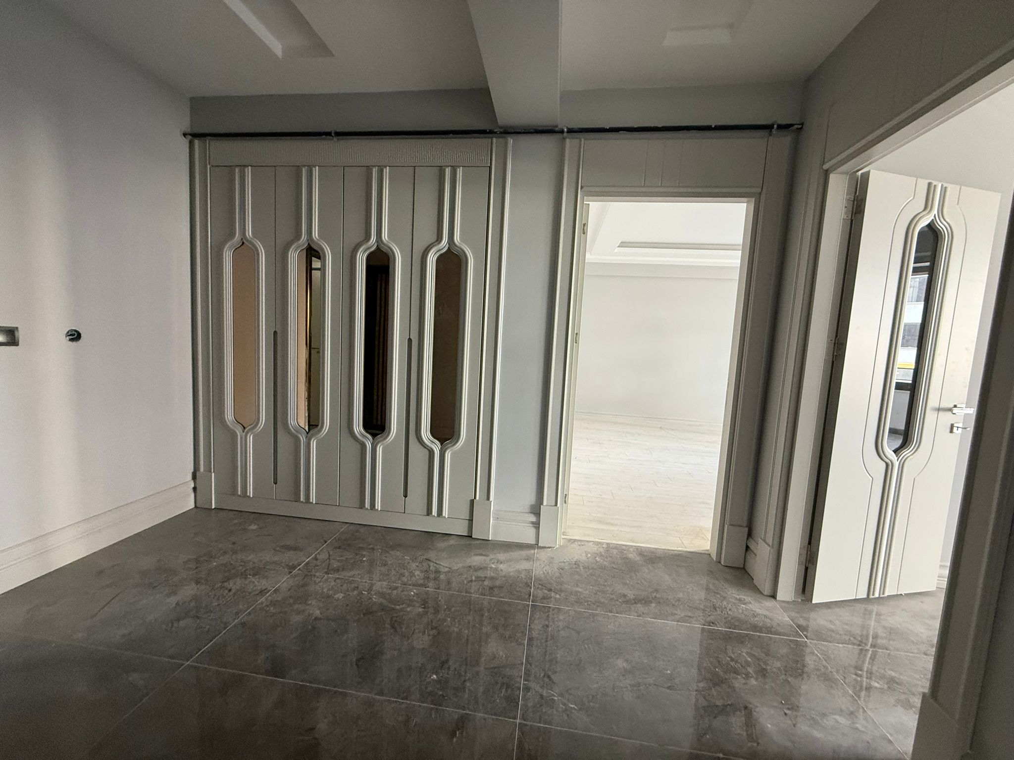 YILDIZKENT'TE YENİ BULVAR ÜZERİNDE SATILIK DAİRE